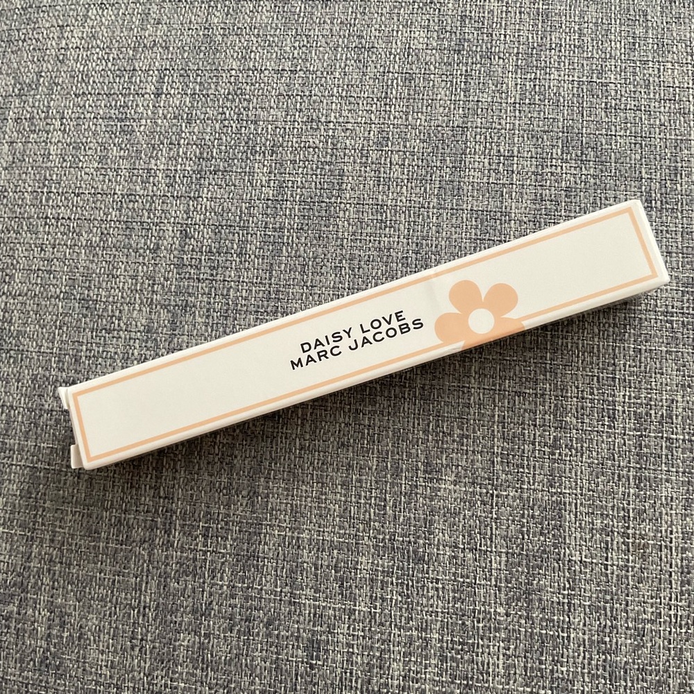 MARC JACOBS Daisy Love Women Perfume